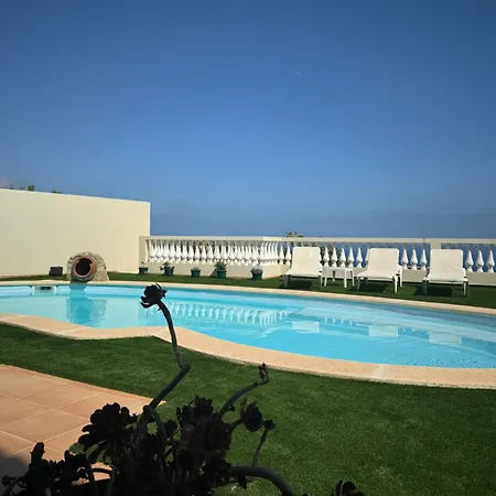 Guest house Sea View With Pool - Da Praia Da Luz