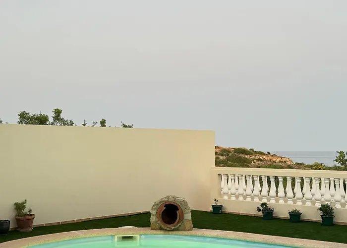 Sea View With Pool - Da